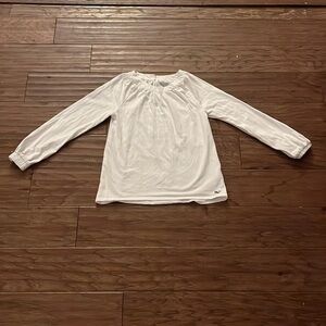 Vineyard Vines Girl’s Gathered Neck Long Sleeve Shirt Size M